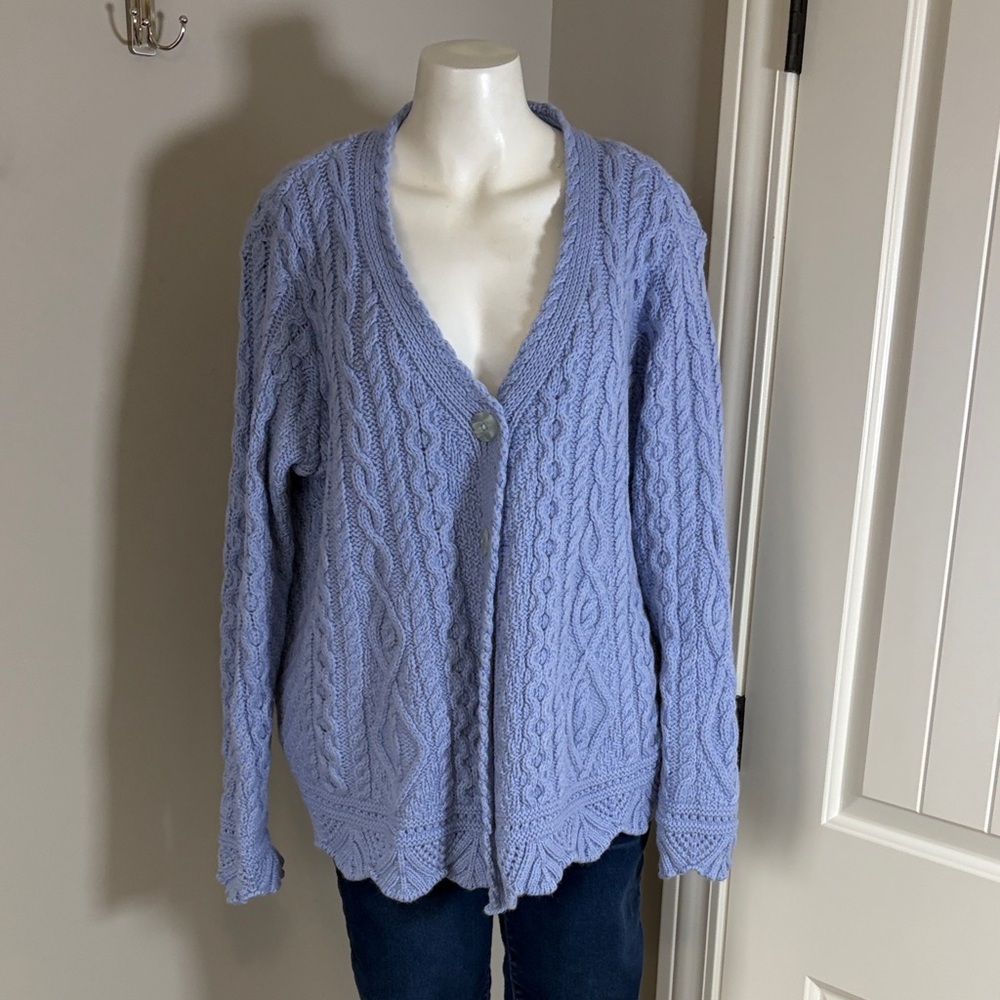 Aran Craft Merino Wool V Neck Sweater Cardigan Scalloped Hem Chambray Blue Sz L